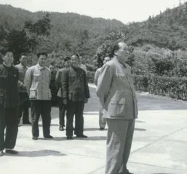 毛泽东的外交战略思想对当代中国的影响