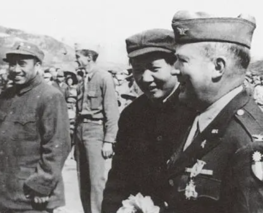 由对抗走向两国关系正常化 ——新中国成立后毛泽东对美国对华政策的认知和应对